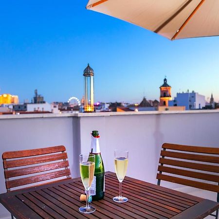-Malagasunapts-Private Terrace Penthouse Exterior photo